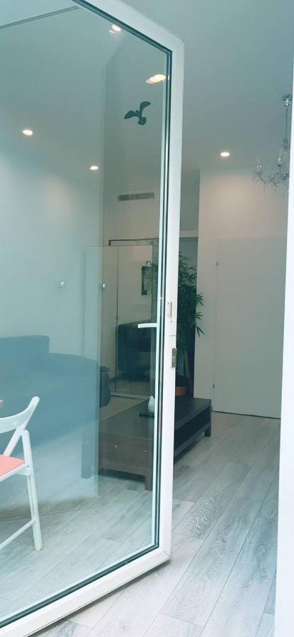 Comfort Triple Room Hn Wenen Buitenkant foto