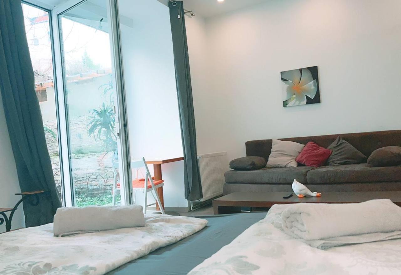 Comfort Triple Room Hn Wenen Buitenkant foto